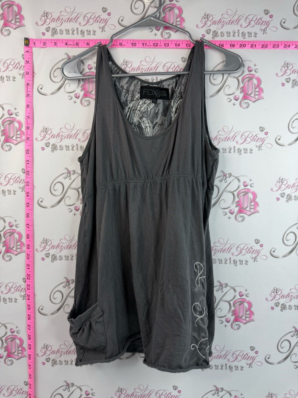 Fox Sleeveless Tank with Embroidered Detail Gray printed with a side pocket